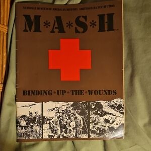 M*A*S*H Binding Up the Wounds Booklet
